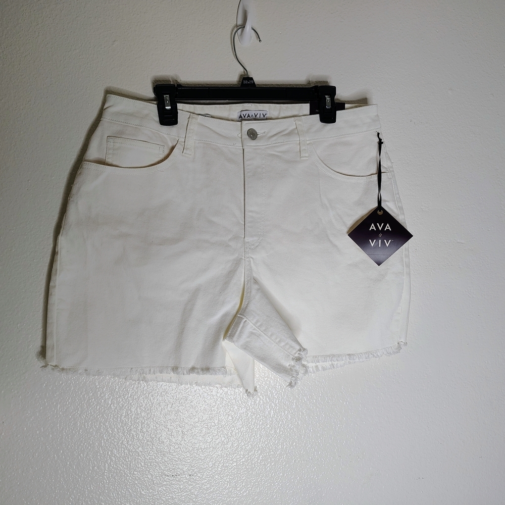 Ava & Viv Women's White High Rise Midi Denim Shorts Sz 16 Slim Fit Stretch